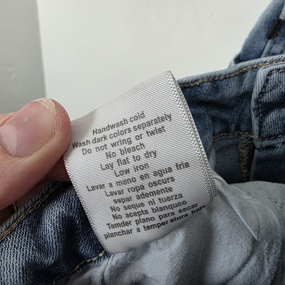 Judy Blue Hi-Waist Destroyed Boyfriend Fit Distressed Light‎ Wash Jeans Size 28 - Picture 6 of 8